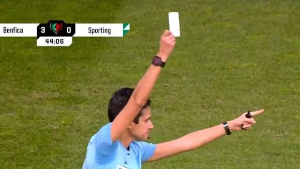 ¿Para qué sirve la tarjeta blanca? Fue estrenada en la Liga Femenil de Portugal